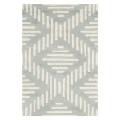 Becky Geometric Tufted Accent Rug - Safavieh -Home Decoration GUEST 15f815bb f04e 4035 8557 a563956fe0bf