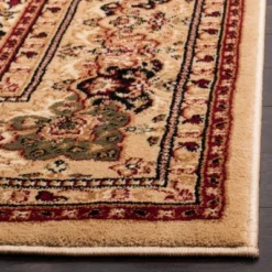 Amine Rug - Safavieh®