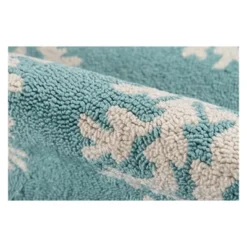 Veranda Clayton Damask Hooked Accent Rug - Momeni