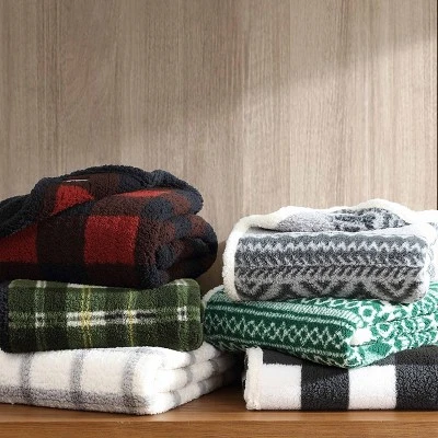 50"x60" Bunkhouse Plaid Reversible Throw Blanket - Eddie Bauer 7 50"x60" Bunkhouse Plaid Reversible Throw Blanket - Eddie Bauer - Image 6