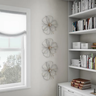 Hastings Home Metallic Wire Layered Flower Hanging Accent Art - Silver/Gold 7 Hastings Home Metallic Wire Layered Flower Hanging Accent Art - Silver/Gold - Image 5