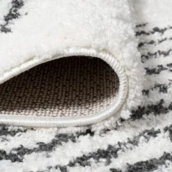 Elm Diamond Stripe Geometric Shag Indoor Area Rug - JONATHAN Y 18 Elm Diamond Stripe Geometric Shag Indoor Area Rug - JONATHAN Y -Home Decoration GUEST 961be1fe 98ad 4edf b0be 475f9fb9ff65