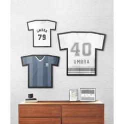 T-Shirt T-Framed Display Medium - Umbra -Home Decoration GUEST 96e287c8 52e9 4b4e 9c84 9b42d09dd213