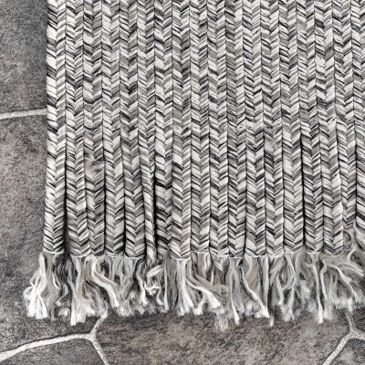 NuLOOM Stacey Textured Modern Geometric Indoor/Outdoor Area Rug 6 NuLOOM Stacey Textured Modern Geometric Indoor/Outdoor Area Rug - Image 4