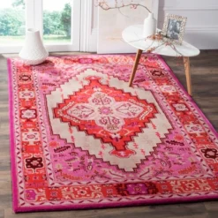 Nasim Medallion Tufted Area Rug - Safavieh