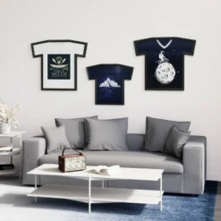 T-Shirt T-Framed Display Medium - Umbra -Home Decoration GUEST ab0c1f32 80cd 4f2d 97ec 5bba425a7c5d