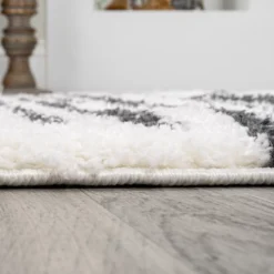 Elm Diamond Stripe Geometric Shag Indoor Area Rug - JONATHAN Y 13 Elm Diamond Stripe Geometric Shag Indoor Area Rug - JONATHAN Y -Home Decoration GUEST e65a2f01 0fc1 47ad ba56 08cf8c8fef53