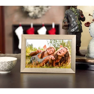 10" WiFi Digital Photo Frame Brushed Metal Gold - Polaroid 6 10" WiFi Digital Photo Frame Brushed Metal Gold - Polaroid - Image 4